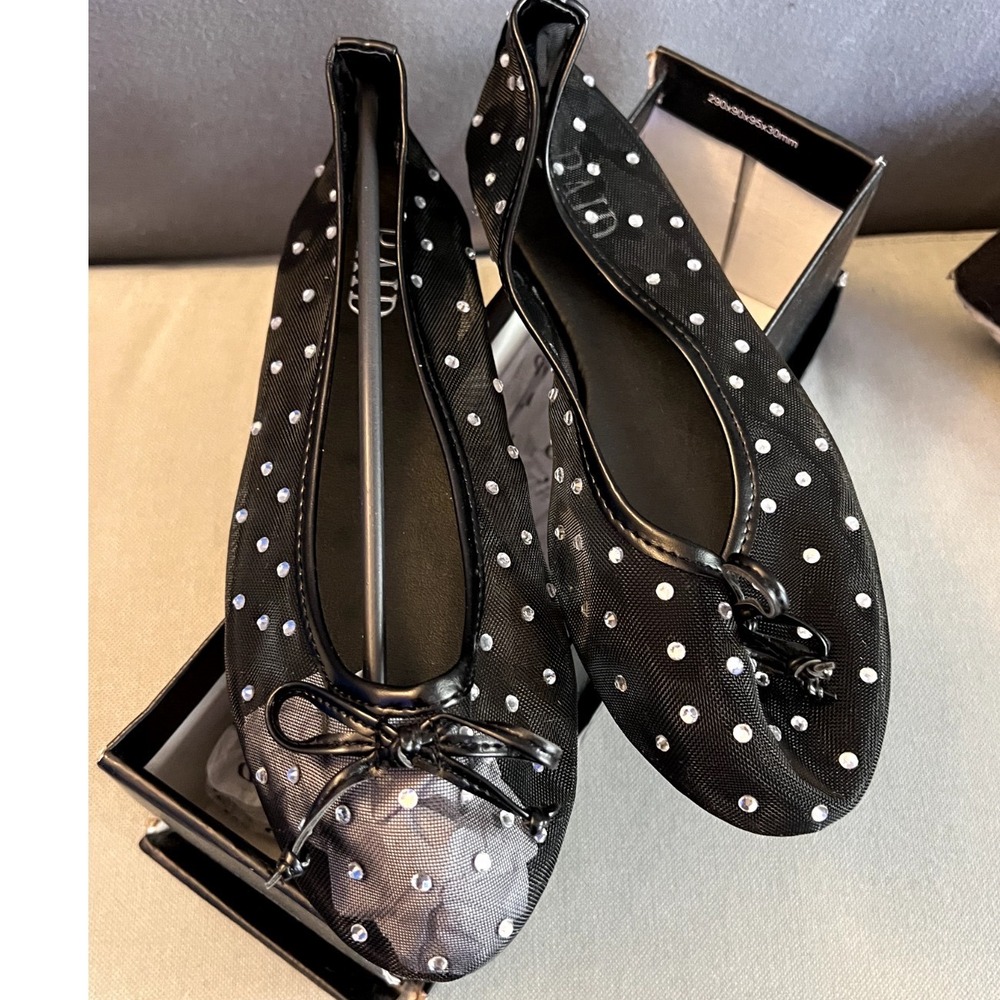 RAID Wide Fit Rimpi Black Mesh Embellished Ballet Flats Rhinestone Studs US 6‎